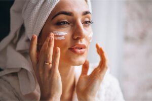 Top 10: Creme para tirar manchas do rosto